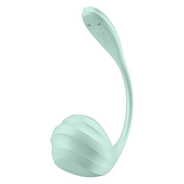 Satisfyer Smooth Petal wearable vibrator