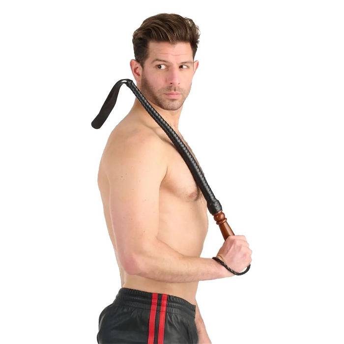 Prowler RED Hunter flogger