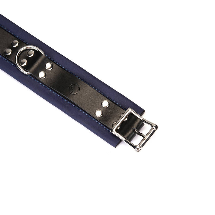 Cerulean Dominion：Blue Leather Handcuffs