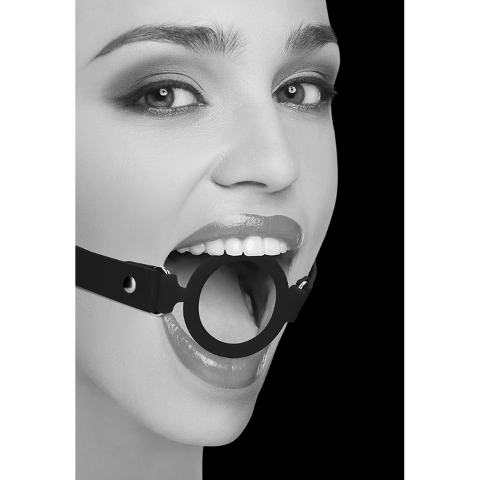 Ouch! Black & White O-Ring gag