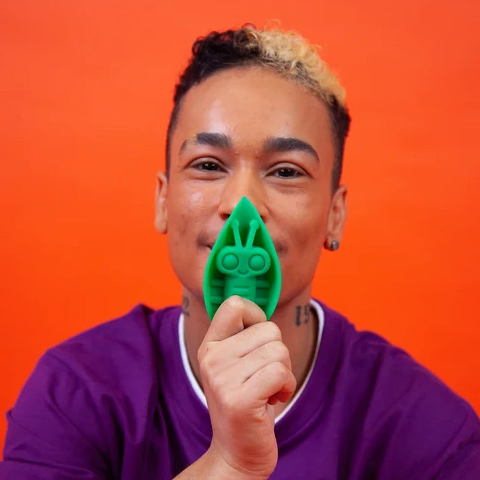 Cute Little Fuckers Zeep lay-on vibrator
