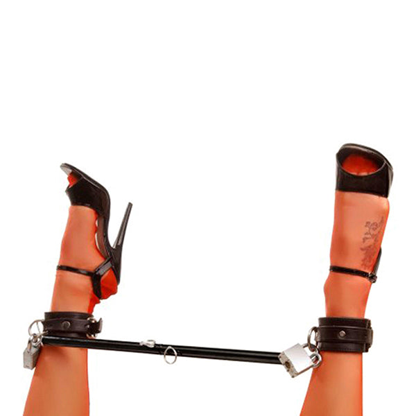 Master Series Black Steel spreader bar