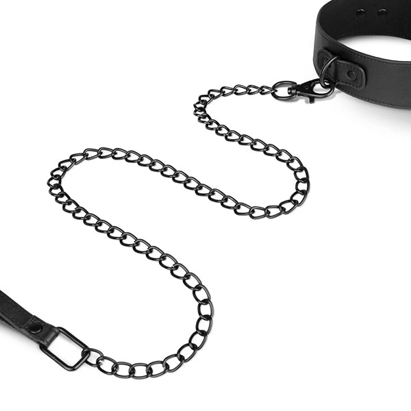 Bedroom Fantasies Faux Leather collar with leash